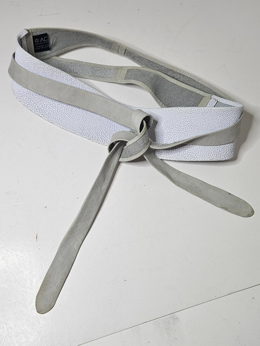Ada Wrap Belt Pebbled White Gray Leather Tie Two Tone Anthro OS